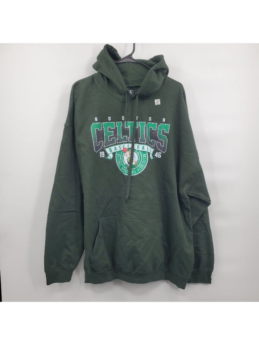 NBA Boston Celtics Pullover Hooded Sweatshirt Men Size 2XL NWT Long Sleeve